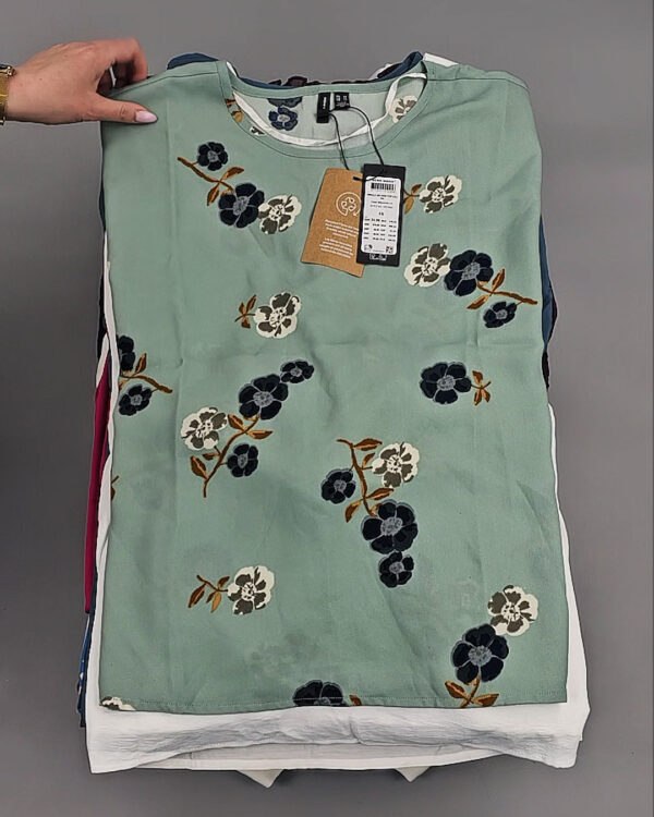 Фотография  705 - VERO MODA  Summer mix 045#13 кг, ЛОТ №8444 оптом в Владимире и Владимирской области