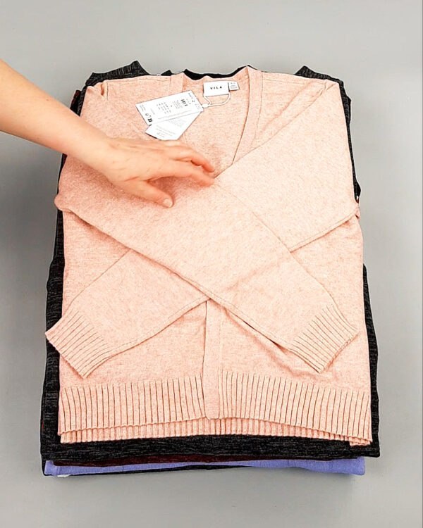 Фотография  292 - Джемпера легкие Bestseller+DK 035#7 кг, ЛОТ №8252 оптом в Владимире и Владимирской области