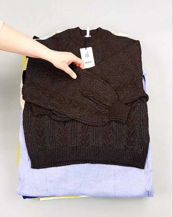 Фотография  550 - Джемпера Bestseller+DK 035#7 кг, ЛОТ №8260 оптом в Владимире и Владимирской области