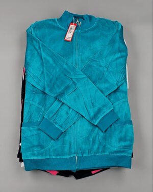 Купить Спортивные костюмы  AD83#4 шт, ЛОТ №8637 оптом в Владимире и Владимирской области