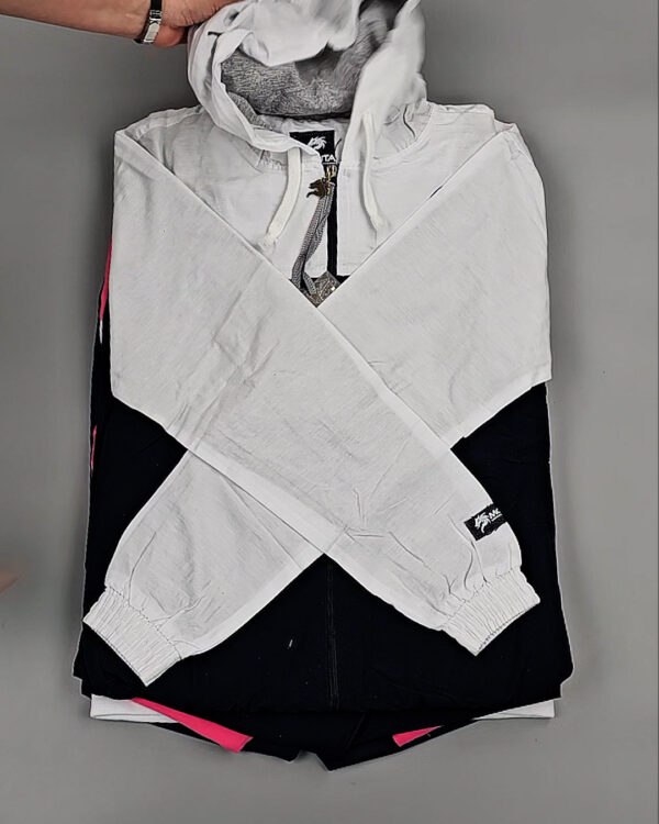 Фотография  436 - Спортивные костюмы  AD83#4 шт, ЛОТ №8637 оптом в Владимире и Владимирской области