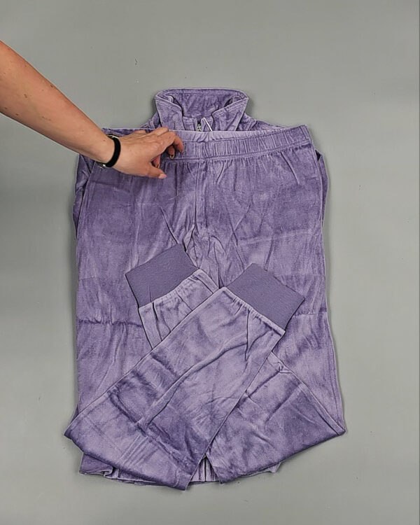 Фотография  250 - Спортивные костюмы  AD83#10 шт, ЛОТ №8642 оптом в Владимире и Владимирской области