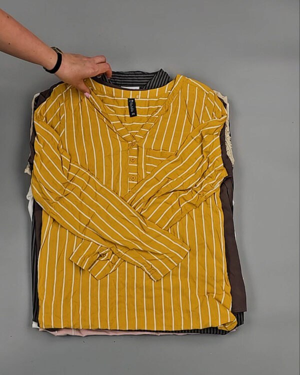 Фотография  749 - Блузки S#10 кг, ЛОТ № ВК0104 оптом в Владимире и Владимирской области