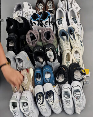 Фотография  852 - Кроссовки Reebok#23 шт, ЛОТ №8896 оптом в Владимире и Владимирской области