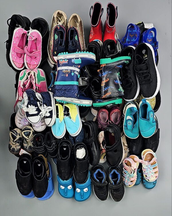 Фотография  396 - Обувь лето дети крем+экстра (SHOES Summer kids Cream+Extra)#15 кг, ЛОТ № ВК0119 оптом в Владимире и Владимирской области