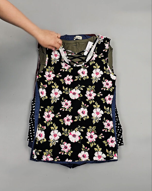 Фотография  853 - CALZEDONIA лето mix#50 шт, ЛОТ №8857 оптом в Владимире и Владимирской области