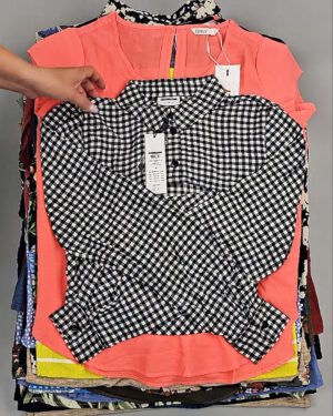 Фотография  430 - Блузки+Джемпера Bestseller Summer 045 B#8,5 кг, ЛОТ №9041 оптом в Владимире и Владимирской области