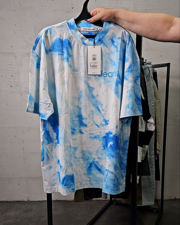 Фотография  591 - LACOSTE, CALVIN KLEIN, TOMMY HILFIGER, GUESS + 075#20 шт, ЛОТ №9072 оптом в Владимире и Владимирской области