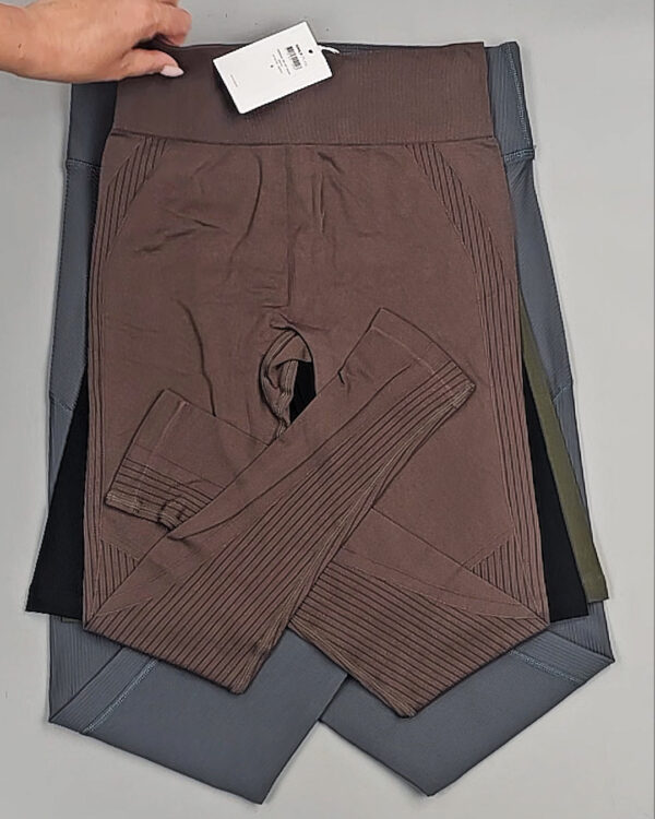 Фотография  846 - Спорт Bestseller 045 B#4 кг, ЛОТ №9038 оптом в Владимире и Владимирской области