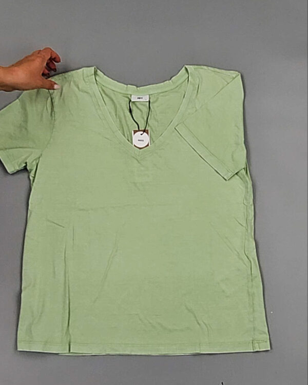 Фотография  641 - Футболки DK COMPANY 045 B#5,6 кг, ЛОТ №9088 оптом в Владимире и Владимирской области