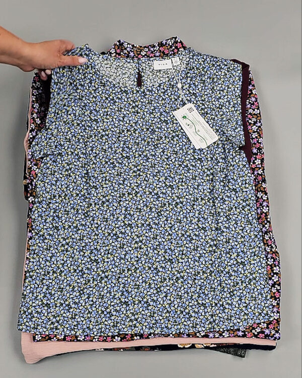 Фотография  607 - Блузки+Джемпера Bestseller Summer 045 B#8,5 кг, ЛОТ №9040 оптом в Владимире и Владимирской области