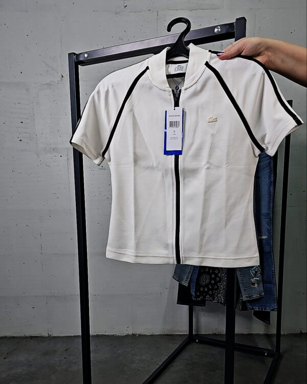 Фотография  636 - LACOSTE, CALVIN KLEIN, TOMMY HILFIGER, GUESS + 075#19 шт, ЛОТ №9073 оптом в Владимире и Владимирской области