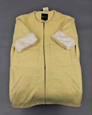 Купить Верхняя одежда Корея 085#15 кг, ЛОТ № СТ-9249 оптом в Владимире и Владимирской области