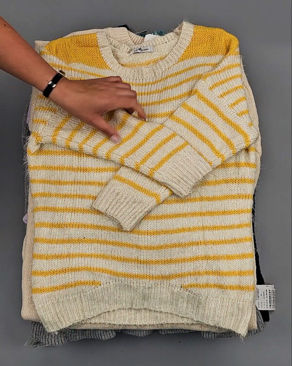 Фотография  215 - Джемпера Корея 085#7 кг оптом в Владимире и Владимирской области