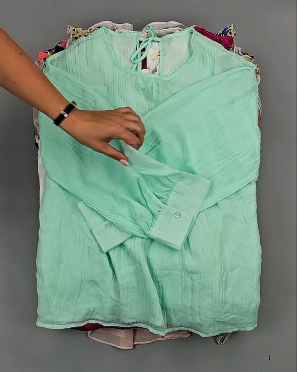 Фотография  853 - Блузки Корея 085#5 кг оптом в Владимире и Владимирской области