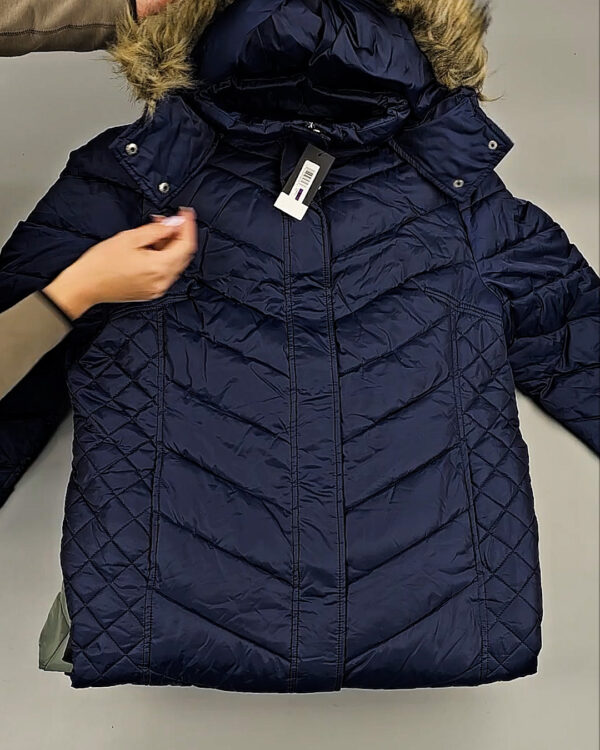 Фотография  839 - Верхняя одежда женская CAN 104#15 кг, ЛОТ СТ-9349 оптом в Владимире и Владимирской области