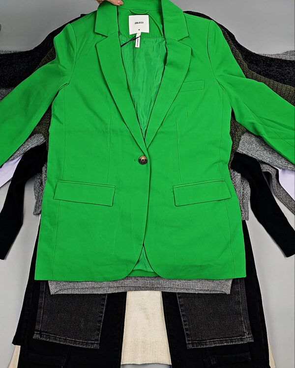 Фотография  491 - Bestseller Winter mix 104#15 кг, ЛОТ № СТ-9526 оптом в Владимире и Владимирской области