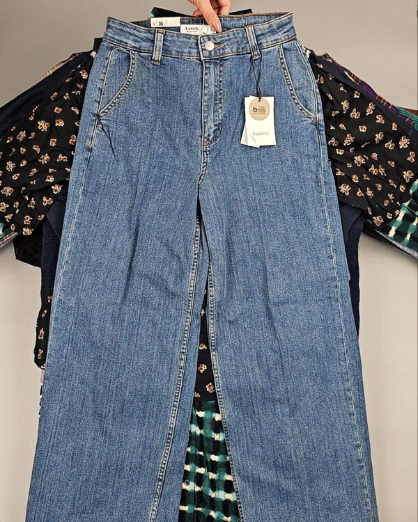 Фотография  941 - B.YOUNG Winter mix 104#15 кг, ЛОТ СТ-9596 оптом в Владимире и Владимирской области