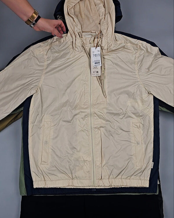 Фотография  645 - Ветровки BLEND HE + 075#10,3 кг, ЛОТ СТ-9570 оптом в Владимире и Владимирской области