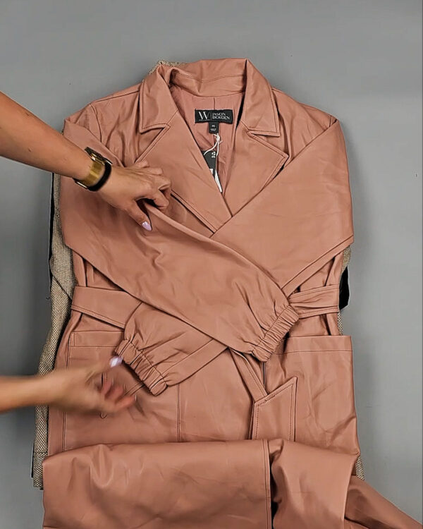 Фотография  605 - Ветровки женские CAN 104#12 кг оптом в Владимире и Владимирской области