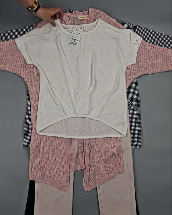 Фотография  818 - Комплекты жен Корея 085#5 кг, ЛОТ СТ-9574 оптом в Владимире и Владимирской области