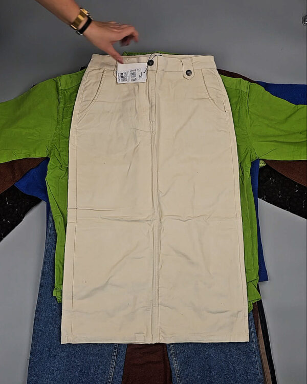 Фотография  269 - B.YOUNG Winter mix 104#15 кг, ЛОТ СТ-9595 оптом в Владимире и Владимирской области