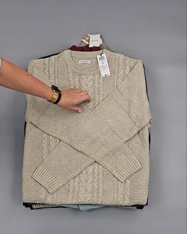 Фотография  716 - JACK JONES Men Winter mix 075#20 кг, ЛОТ № СТ-9442 оптом в Владимире и Владимирской области