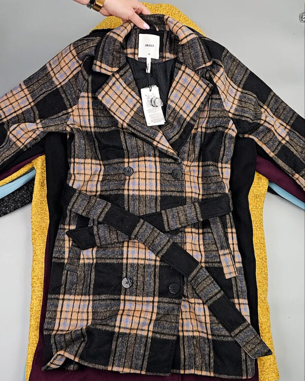 Фотография  287 - Пальто Bestseller 104#10,65 кг, ЛОТ СТ-9841 оптом в Владимире и Владимирской области