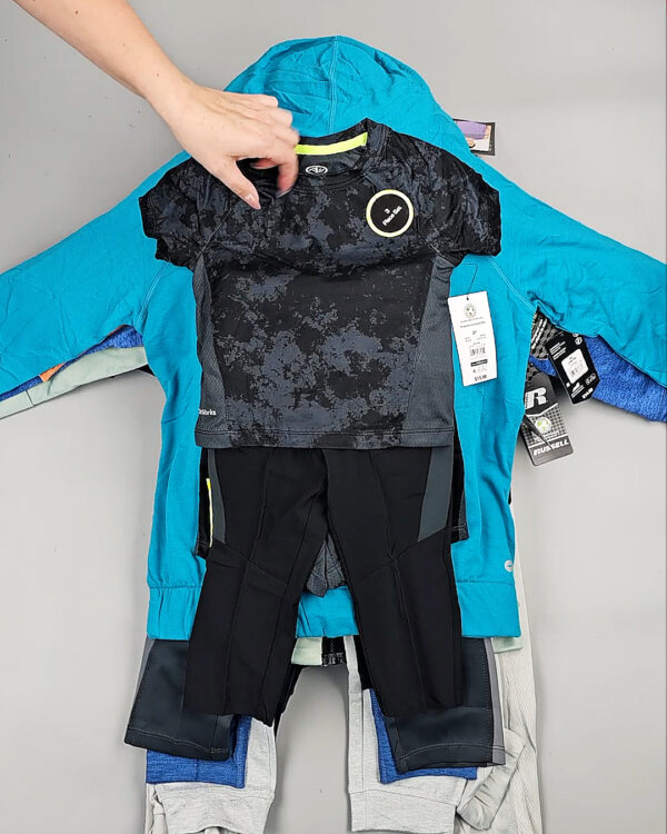 Фотография  899 - Спортивные костюмы дети CAN#6 кг, ЛОТ СТ-9739 оптом в Владимире и Владимирской области