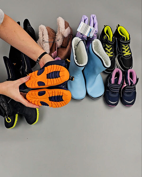 Фотография  593 - Обувь СТОК дети зима 065#6,4 кг, ЛОТ СТ-9662 оптом в Владимире и Владимирской области