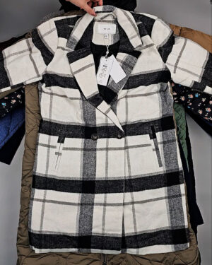 Купить Верхняя одежда VILA#10,4 кг, ЛОТ СТ-9712 оптом в Владимире и Владимирской области