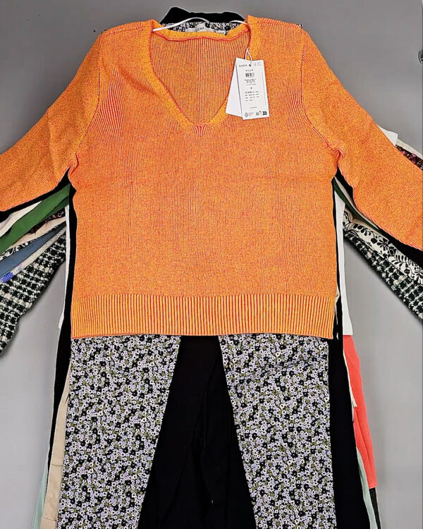 Фотография  822 - DK+Bestseller 085#16 кг, ЛОТ СТ-9953 оптом в Владимире и Владимирской области