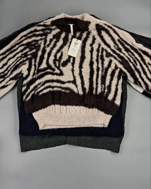 Фотография  805 - Джемпера Bestseller+DK 035#7 кг, ЛОТ СТ-9913 оптом в Владимире и Владимирской области