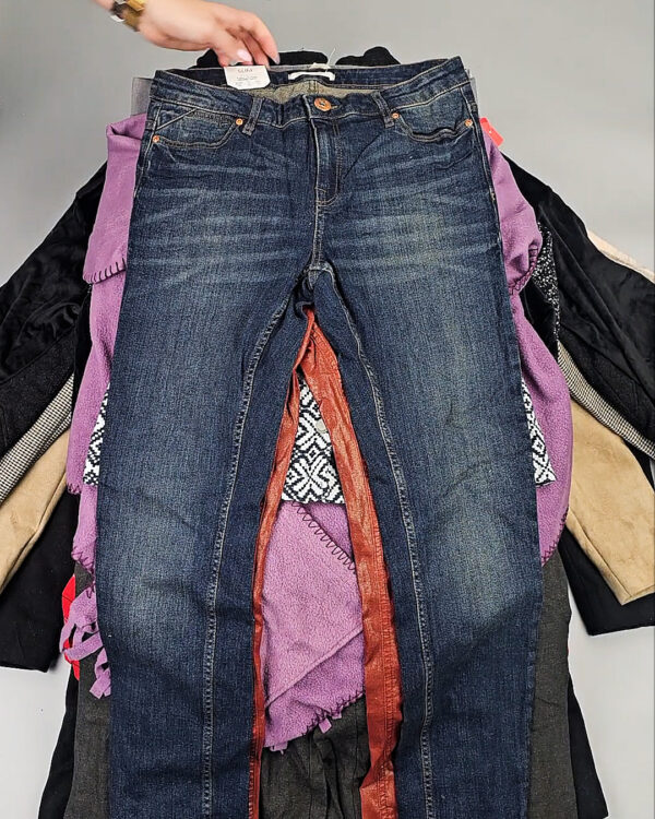 Фотография  188 - Женский микс зима (Winter mix)#20 кг, ЛОТ СХ-0206 оптом в Владимире и Владимирской области