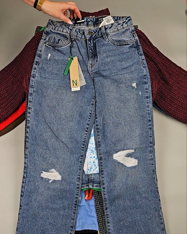 Фотография  812 - DK+Bestseller 085#16 кг, ЛОТ СТ-9950 оптом в Владимире и Владимирской области