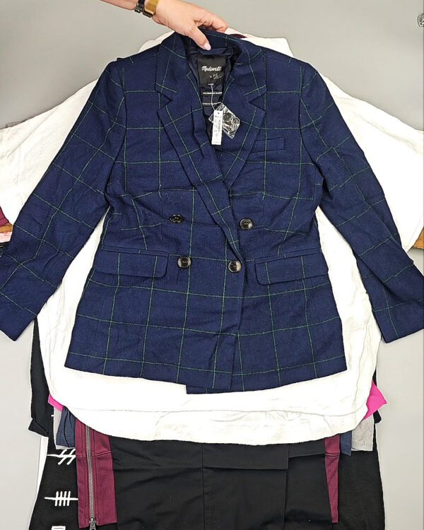 Фотография  861 - CANADA  Winter mix 64#15 кг, ЛОТ СТ-9807 оптом в Владимире и Владимирской области