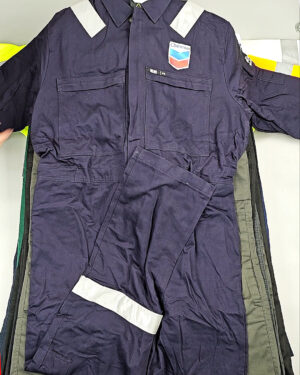 Фотография  613 - Рабочая одежда mix БМ#25 кг, ЛОТ СХ-0188 оптом в Владимире и Владимирской области