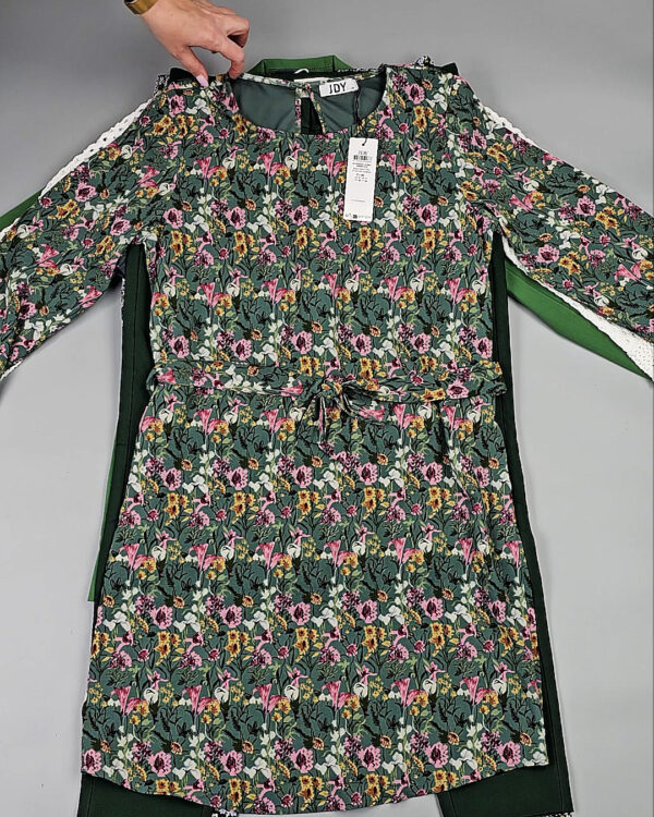 Фотография  109 - DK+Bestseller 085#16 кг, ЛОТ СТ-9951 оптом в Владимире и Владимирской области