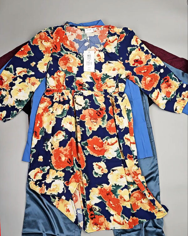 Фотография  901 - VILA Winter MIX 064#15 кг, ЛОТ СТ-9815 оптом в Владимире и Владимирской области