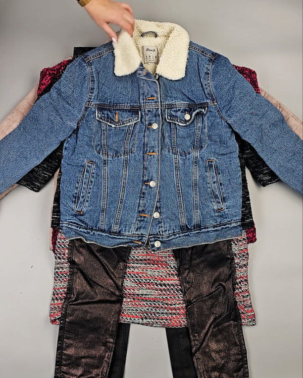 Фотография  435 - Женский микс зима (Winter mix)#20 кг, ЛОТ СХ-0205 оптом в Владимире и Владимирской области